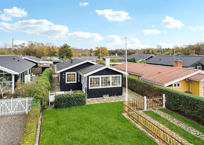 Holiday home Gorgeous In With Kitchen Assens